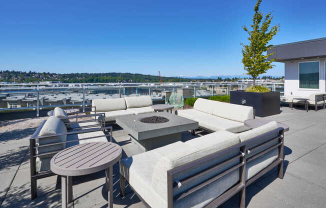 Rooftop Lounge