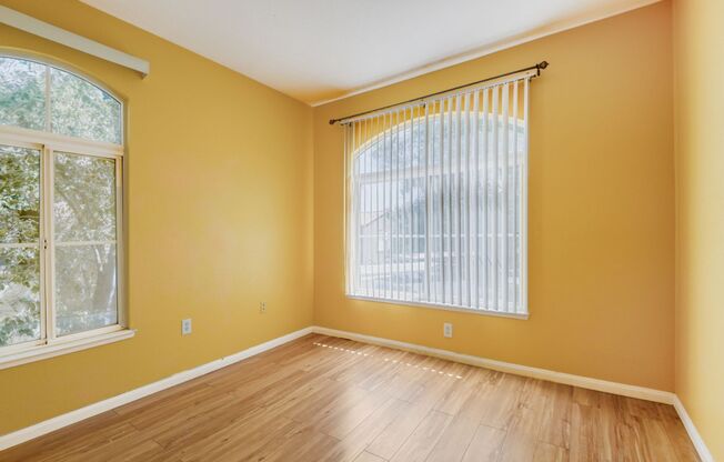 3 beds, 2 baths, $1,750