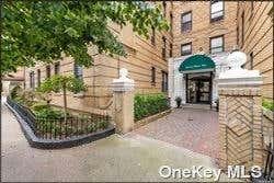 1 bed, 1 bath, $2,000, Unit 1A