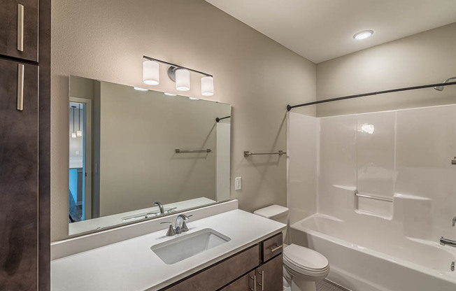 1 bed, 1 bath, 693 sqft, $1,205, Unit 105