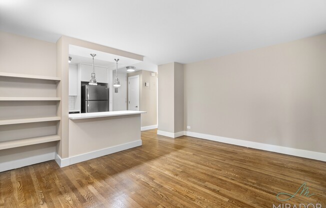 1 bed, 1 bath, $3,950, Unit 3R