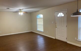 3 beds, 2 baths, $1,395