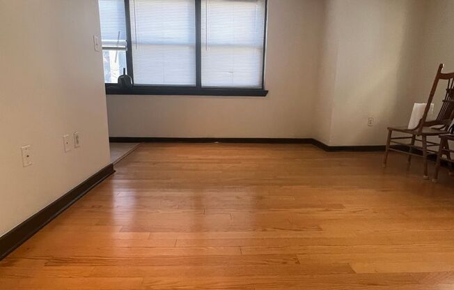 1 bed, 1 bath, $1,875