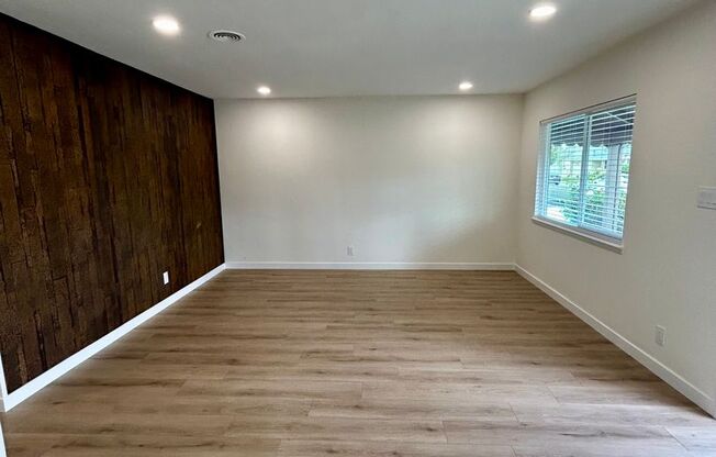 Fantastic San Lorenzo Village Home!   Move in Ready!