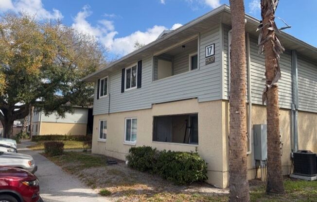 636 GOLDEN RAINTREE PL