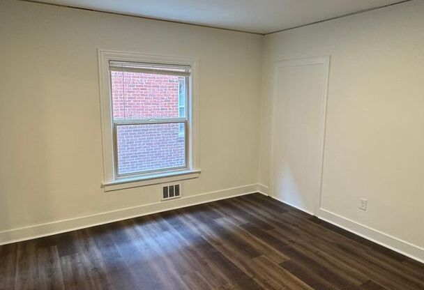 1 bed, 1 bath, 425 sqft, $1,920, Unit 303