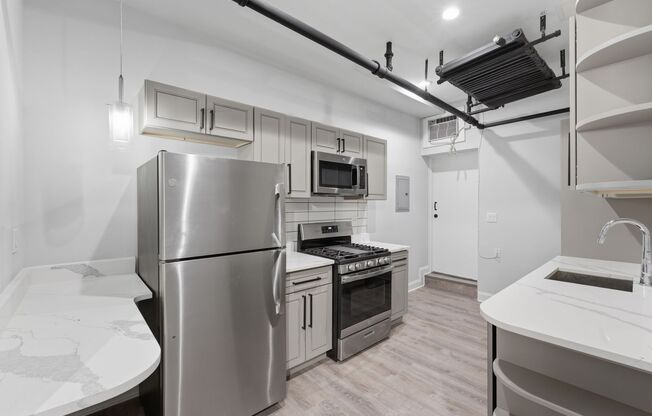 #7618 - The Villages of Eastlake