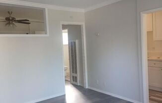 Studio, 1 bath, 350 sqft, $1,650, Unit 49