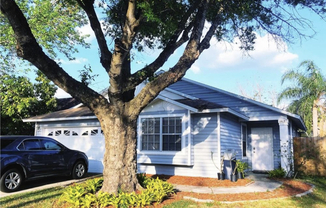 1413 TIVERTON DR