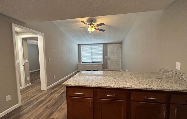 1 bed, 1 bath, 576 sqft, $1,095, Unit 125