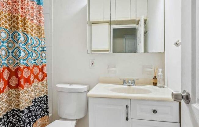 137 W 110 ST