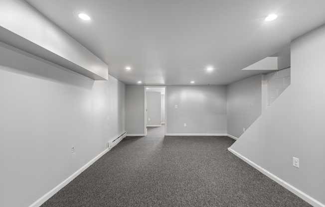 1005 N ARLINGTON AVE