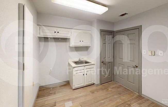2105 BRUGGE CT