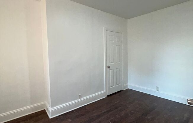 4 beds, 1 bath, $2,200