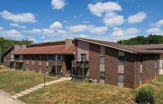 2 bedroom 1 bathroom Apartment in Ozark - Country setting just minutes from town