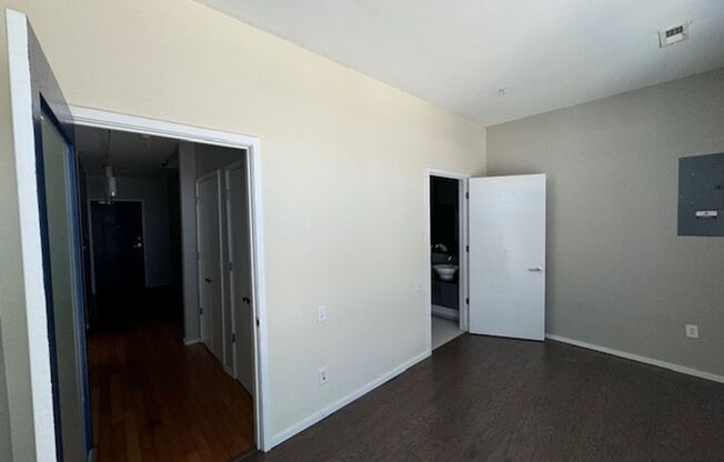 3 beds, 1 bath, $1,695