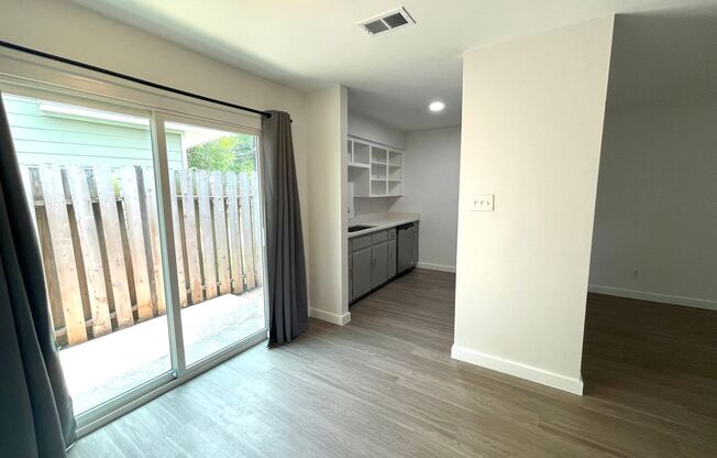 4 beds, 2 baths, 1,350 sqft, $3,100, Unit B