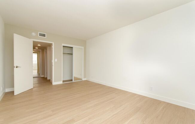 3 beds, 3 baths, 1,780 sqft, $5,600, Unit 102