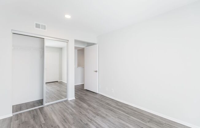 2 beds, 2 baths, 850 sqft, $2,598, Unit 102