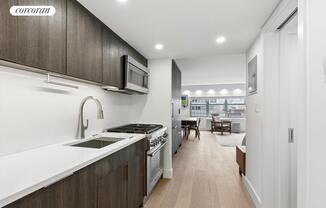 60 W 13 ST
