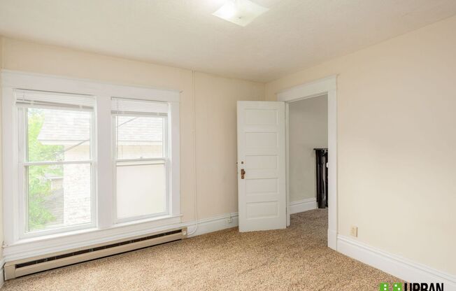 Walnut St. 1122 S.
