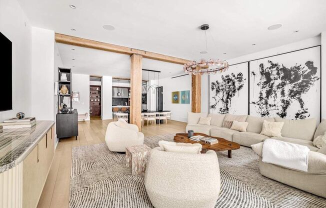 443 GREENWICH ST