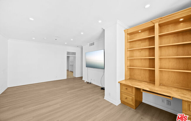 3 beds, 4 baths, 2,814 sqft, $18,000, Unit PH1505