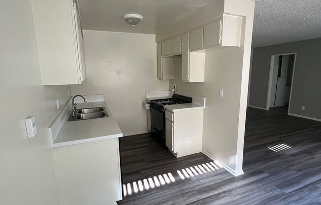 1 bed, 1 bath, 610 sqft, $1,595, Unit 03