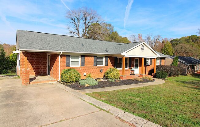 Beautifully Updated 4-Bed, 2.5-Bath Ranch Home in Belmont