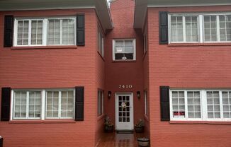 2 Bedroom Apartment in Highland Park