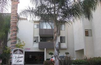 Gorgeous Studio for Rent in Encino