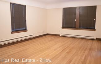 403 - 14TH AVE EAST