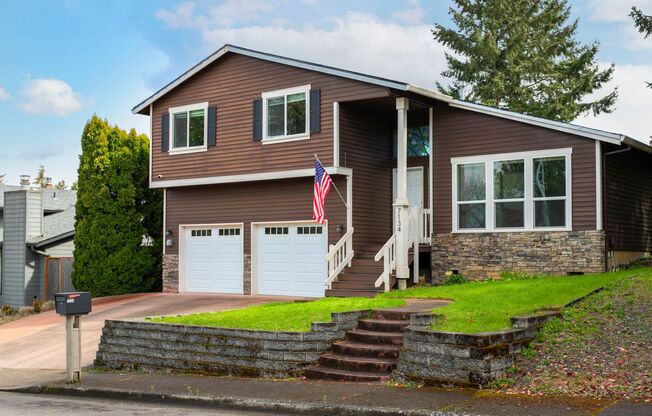7134 SW 184th Place ~ Excellent home with so many Extras!