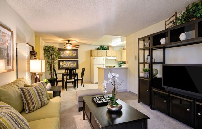 1 bed, 1 bath, 640 sqft, $2,095, Unit 658 - 168