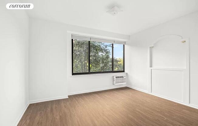 372 Central Park West 3R