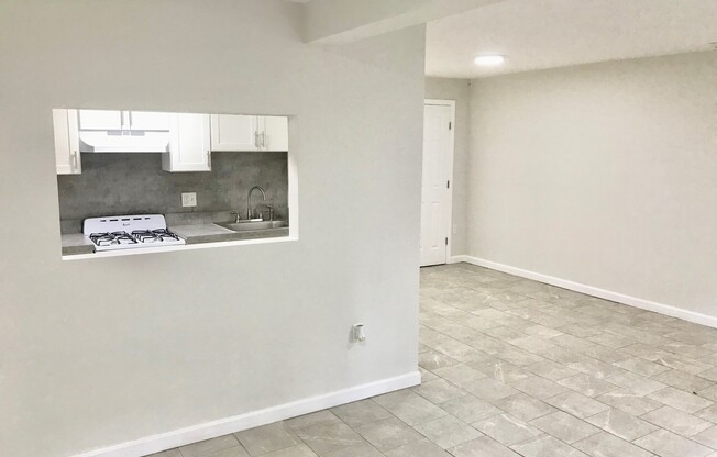 100 W CONCORD ST