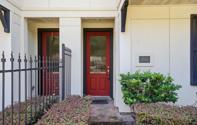 Awesome Two Story town home located in the heart of the city!