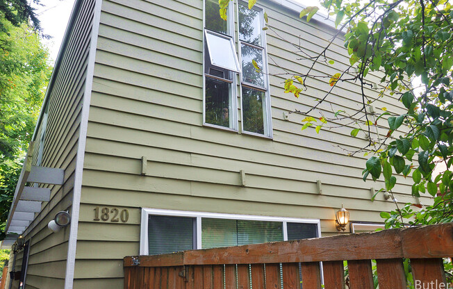 1820 6th Ave W