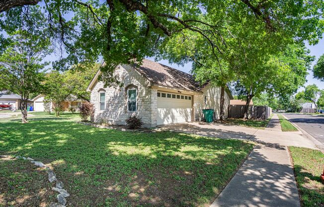 For Lease 501 Elm Ct