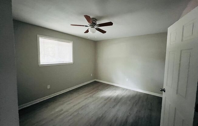 2 beds, 1 bath, $1,000