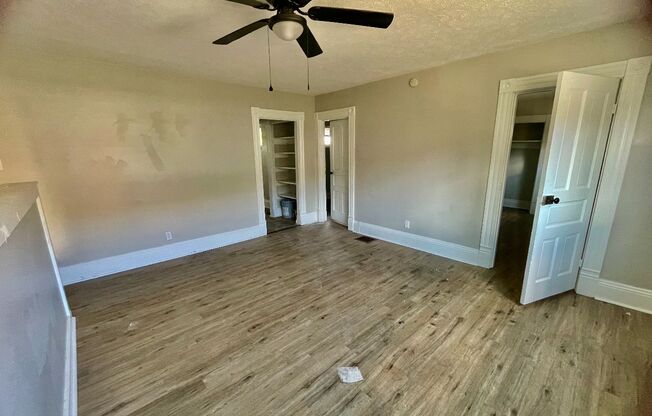 1 bed, 1 bath, 700 sqft, $650, Unit 2