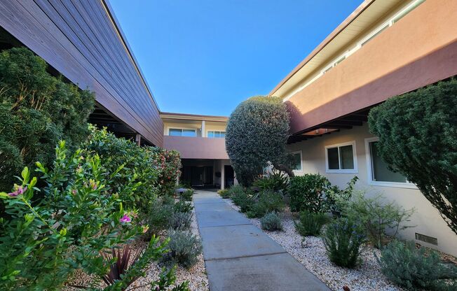 2005 Murchison Drive, Burlingame