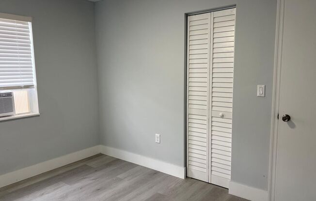 2 beds, 1 bath, 750 sqft, $1,800, Unit 5300-17
