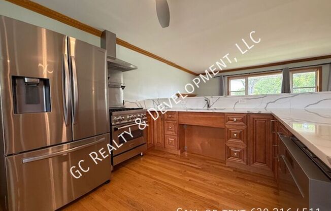 381 W MILLERS RD