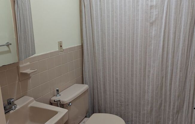 567-569 Somerville Avenue &amp; 2/4 Beech Street