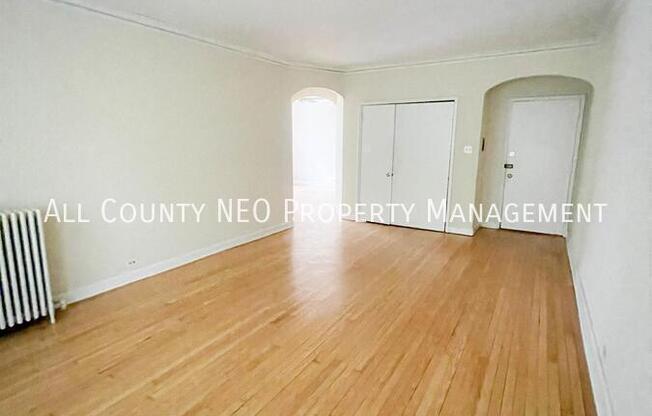 2330 Euclid Heights Blvd