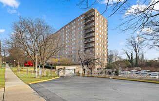 1900 Lyttonsville Rd