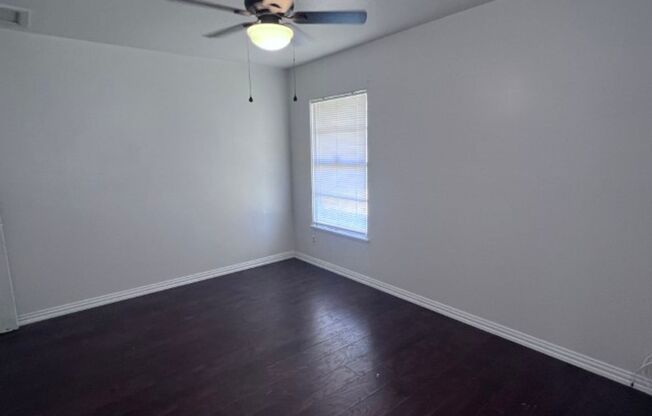 703 E FORMOSA BLVD