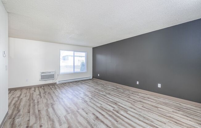 3 beds, 2 baths, 1,237 sqft, $1,650, Unit A201