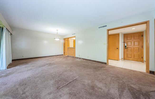 2 beds, 2 baths, 1,210 sqft, $1,950